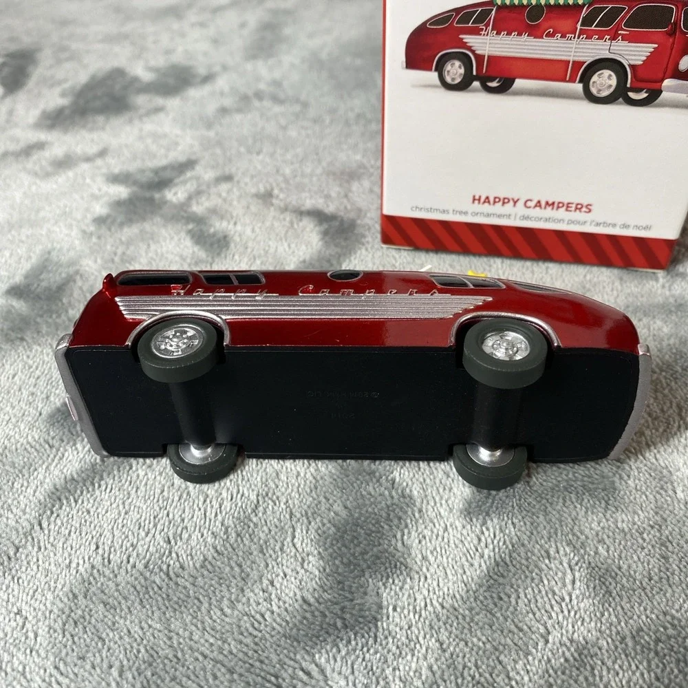 Hallmark 2014 Happy Campers RV Keepsake Christmas Ornament Retro Motor Home